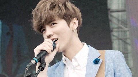 圈内爆料李沁黄子韬,甜蜜互动引粉丝热议  第3张