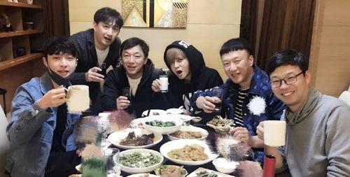 吃瓜娱乐会  第2张