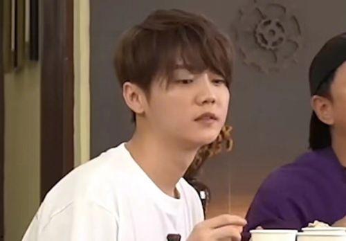 鹿晗节目中爆料视频,揭秘娱乐圈不为人知的一面