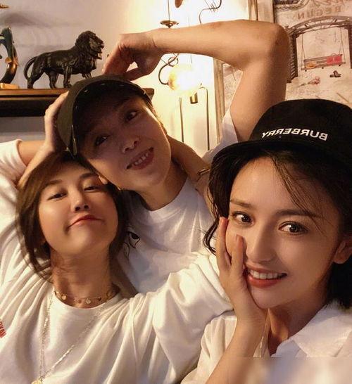 狗仔周五爆料视频播放,揭秘娱乐圈幕后真相 第3张 狗仔周五爆料视频播放,揭秘娱乐圈幕后真相 第3张