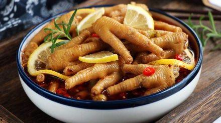 柠檬鸡爪爆料怎么做的视频,酸辣开胃，轻松上手的家常美食制作教程  第2张