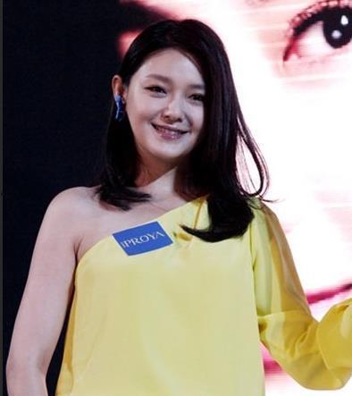 张兰视频爆料大全最新,揭秘背后惊人真相  第2张