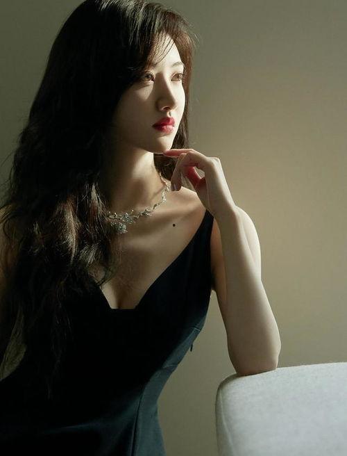 最新爆料景甜高清美图,绝美容颜惊艳众人