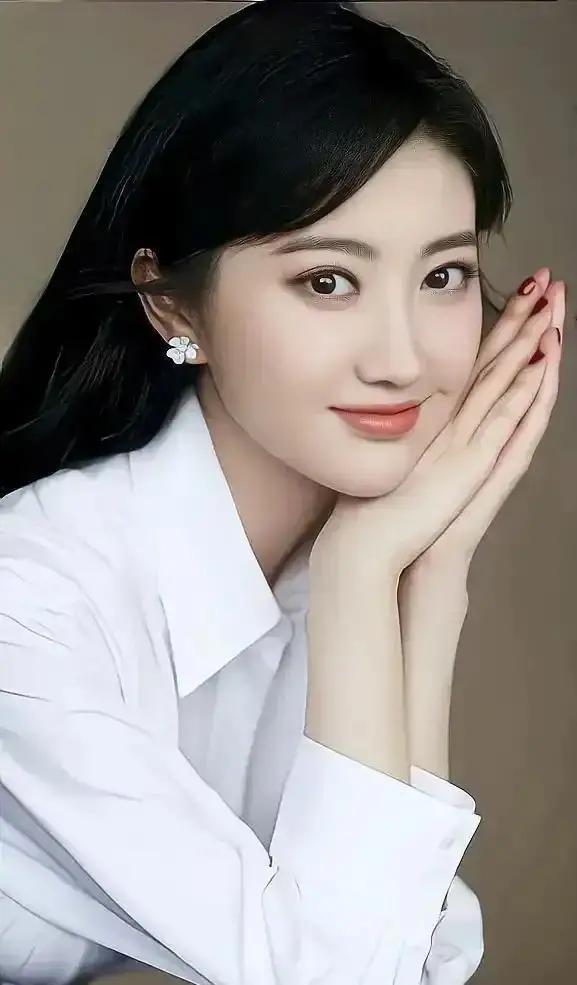 最新爆料景甜高清美图,绝美容颜惊艳众人  第2张