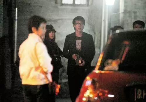 韩庚爆料陪酒女视频事件,娱乐圈风波再起，真相揭秘