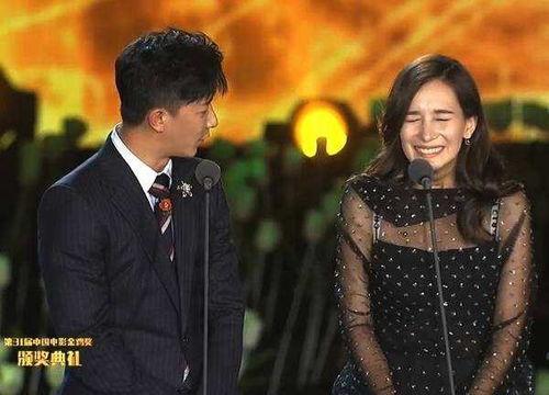 韩庚爆料陪酒女视频事件,娱乐圈风波再起，真相揭秘  第2张