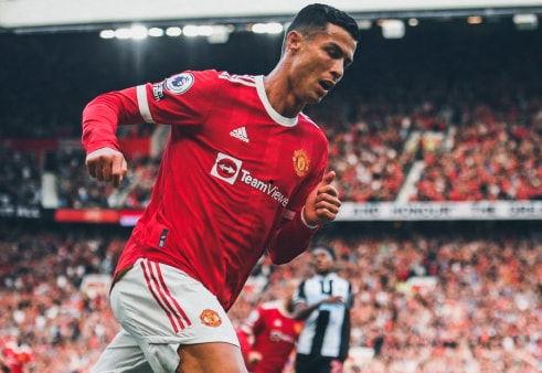 最新足坛爆料网站,转会风云、赛事前瞻、球星动态一网打尽  第3张