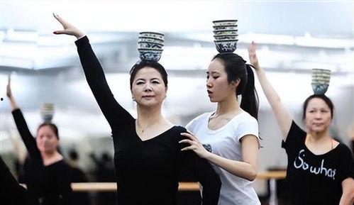 双重爆料舞蹈老师视频