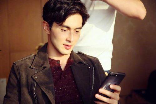 娱乐圈帝君爆料是谁知乎,揭秘知乎热门话题背后的真相