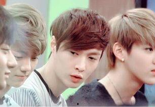 韩国男团爆料娱乐圈,韩国男团爆料背后的惊人真相  第3张